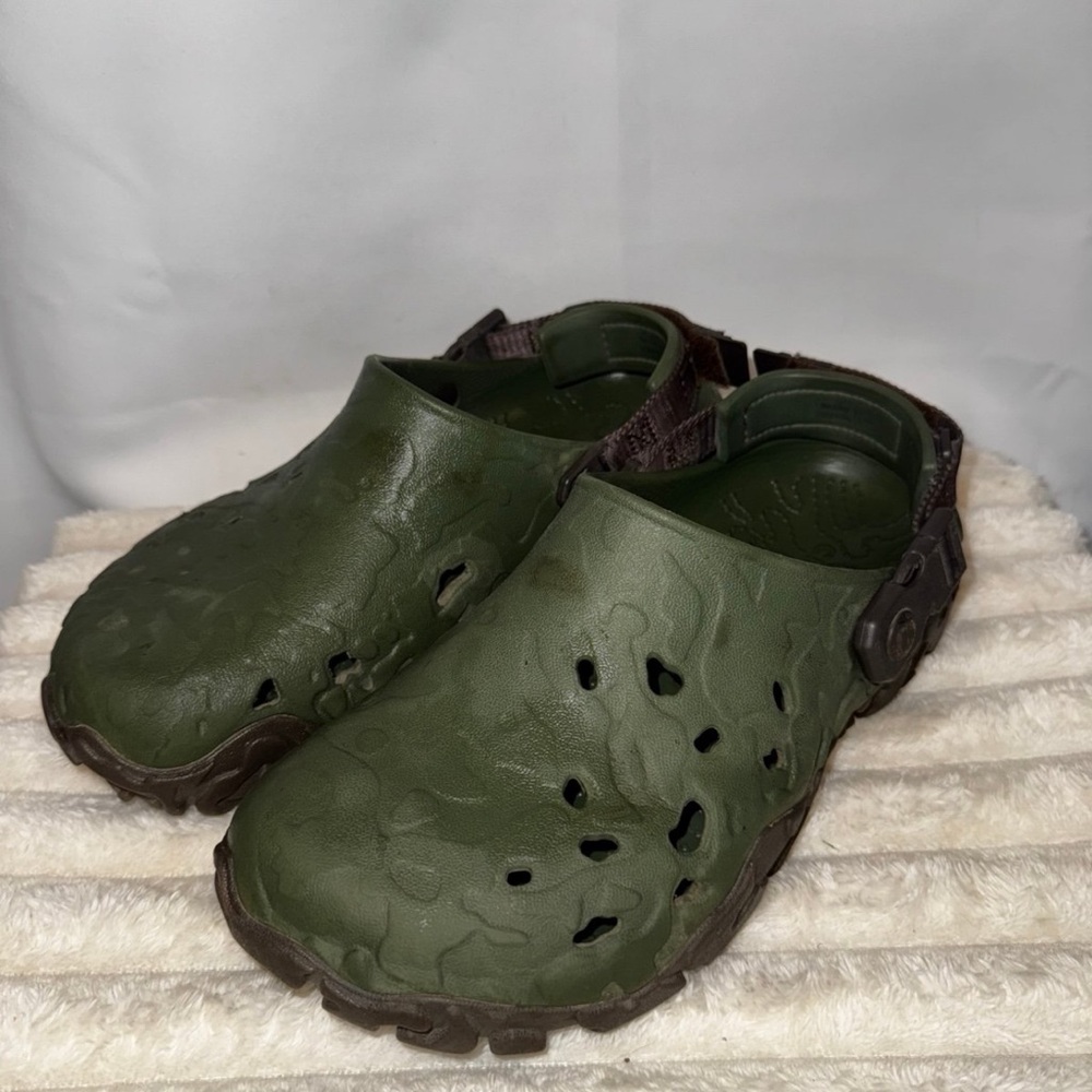 Crocs Atlas Clogs for Men A7 All terrain croc